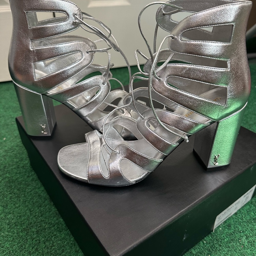 YSL Yves Saint Laurent Silver
Leather Lace Up Heels Size 39